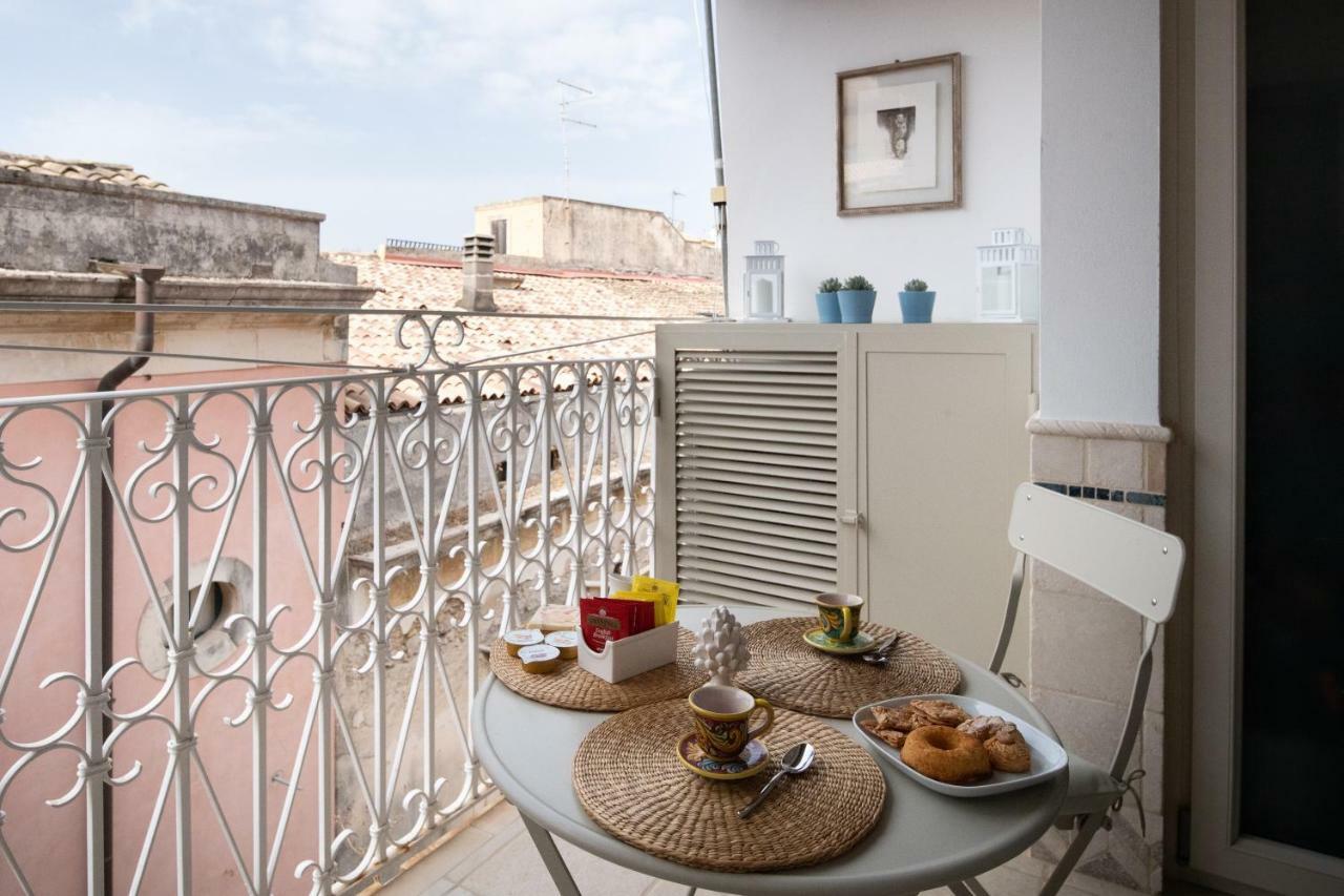 Apartament La Boheme Di Ortigia Luxury - Ortigia Holidays Syrakuzy Zewnętrze zdjęcie